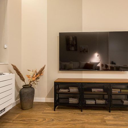 Ferienwohnung South 22 - Brand New Modern 1Bd Apt In Sofia Center Exterior foto