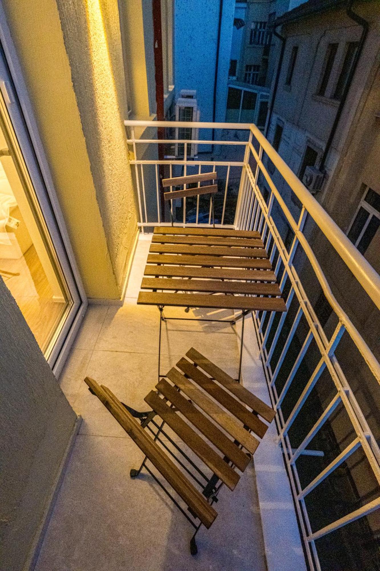 Ferienwohnung South 22 - Brand New Modern 1Bd Apt In Sofia Center Exterior foto